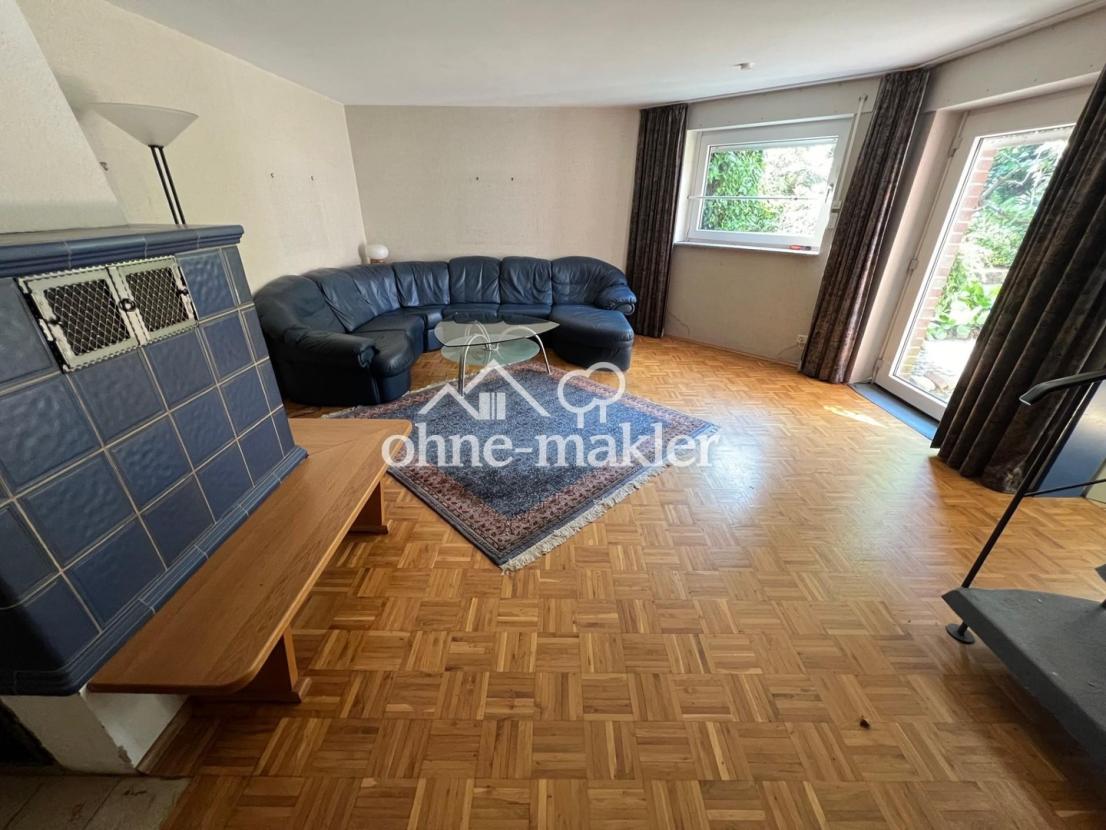 Wohnzimmer mit Kachelofen