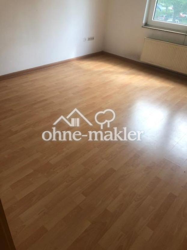 Schlafzimmer/2. grosse Raum