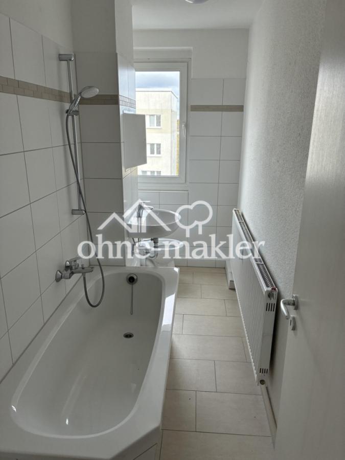 Badezimmer mit Wanne