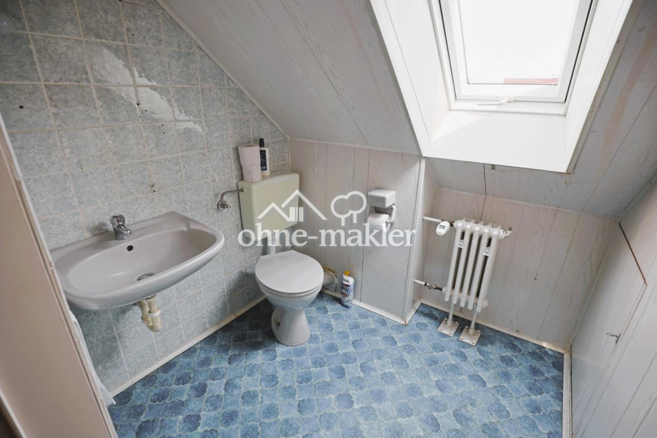 DG - WC und Waschbecken