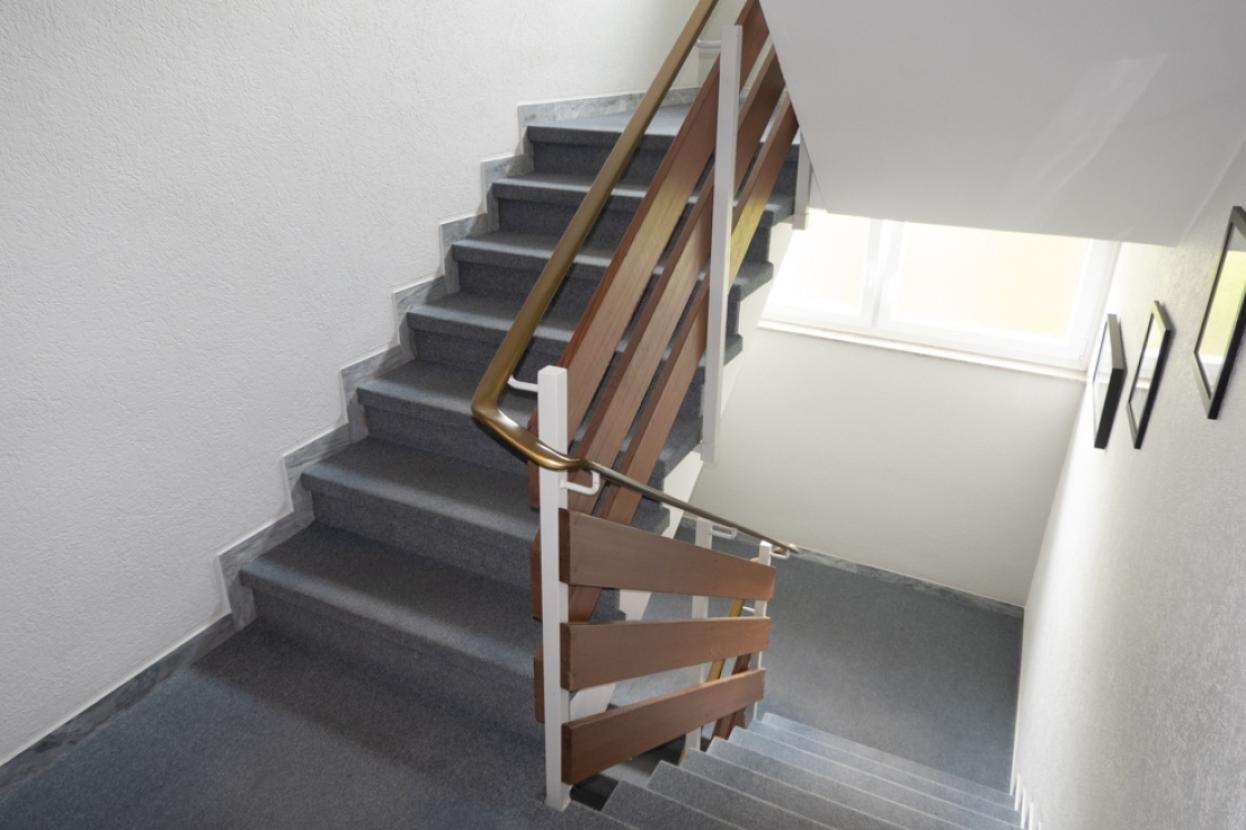 Das gepflegte Treppenhaus