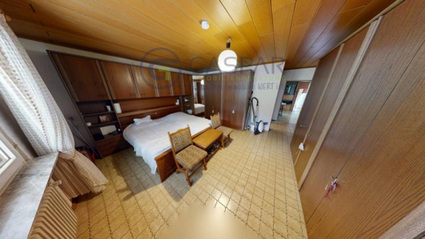 EG Schlafzimmer Blick Bad