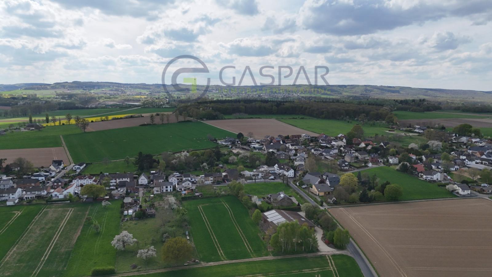 Drohnenaufnahme Umgebung Berzbuir