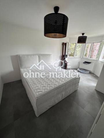 Großes Schlafzimmer