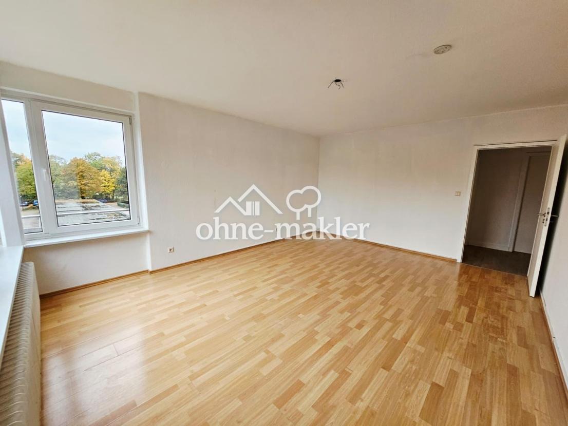 Wohnzimmer - Blick 1