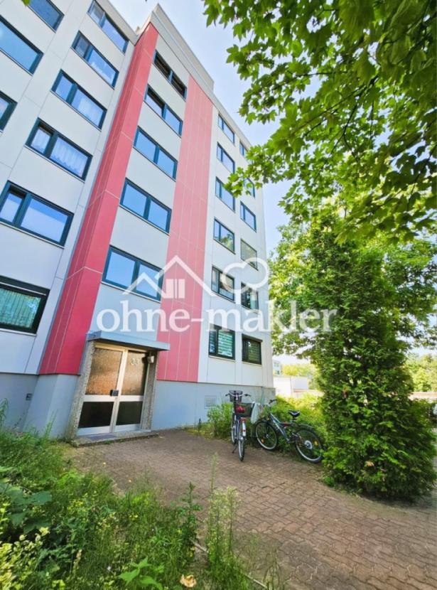 Blick vor dem Wohngebäude