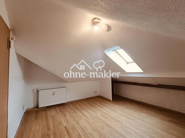 Nebenraum, geringe Deckenhöhe