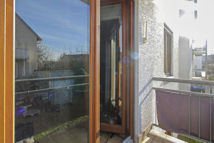 Zugang Balkon