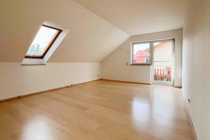 Wohnzimmer 1. OG Ansicht 02