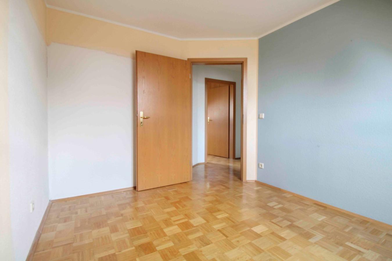 Schlafzimmer 1 Ansicht 01