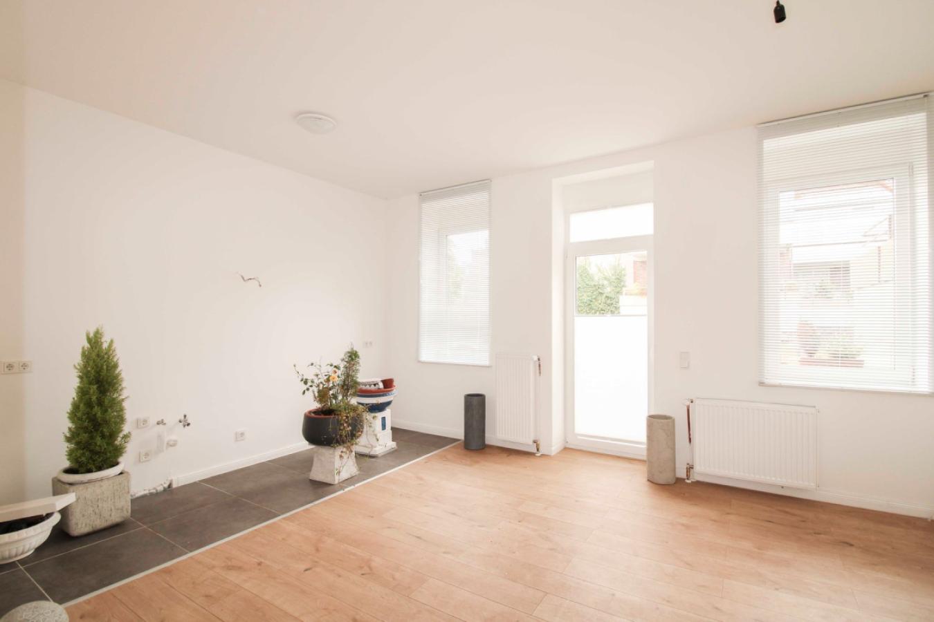 Wohnküche hinten (1)