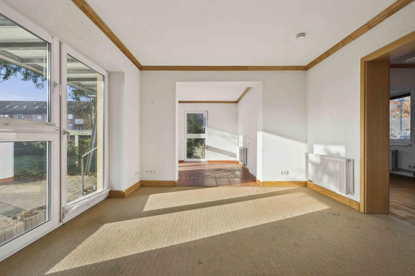 Esszimmer oder Bürofläche EG