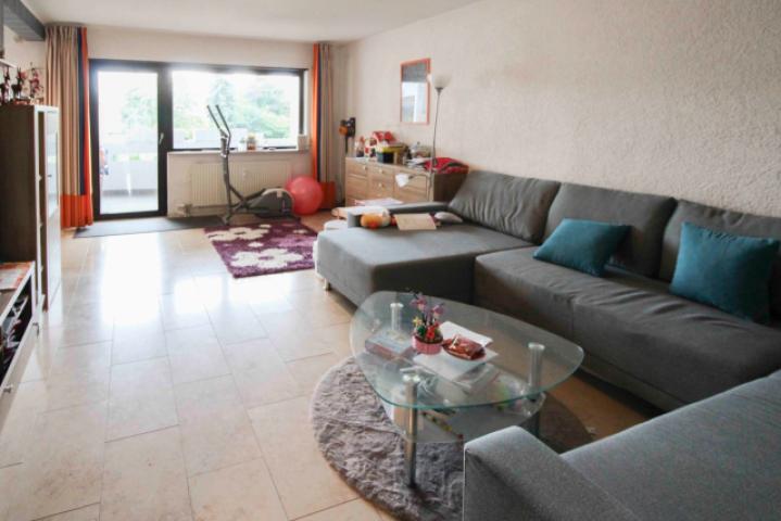 Wohnzimmer mit Loggia