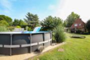 Pool im Garten