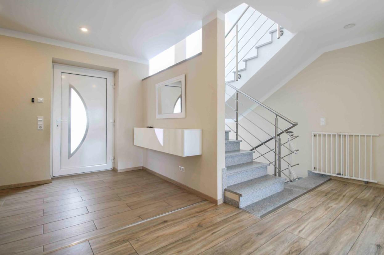 Eingangsbereich  (2)