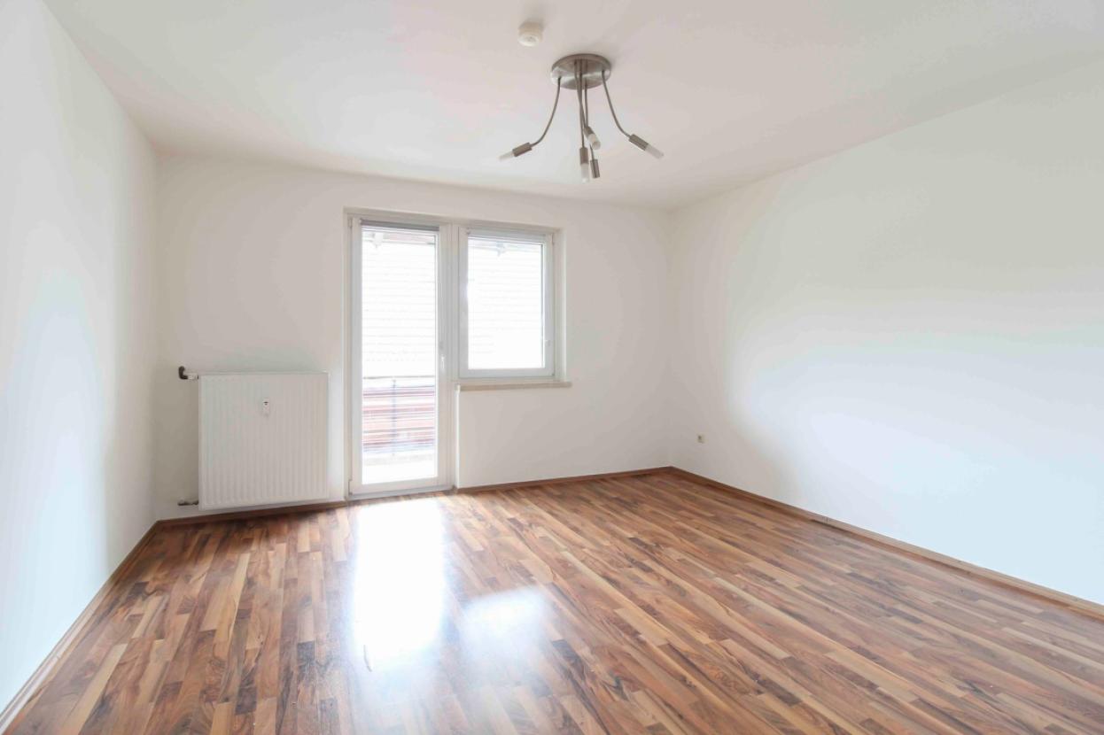 1. Schlafzimmer OG-Wohnung