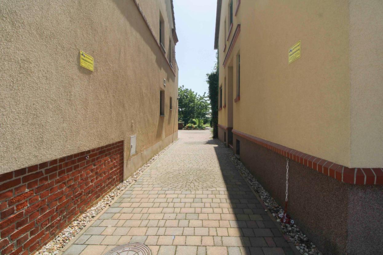 Einfahrt zum Grundstück