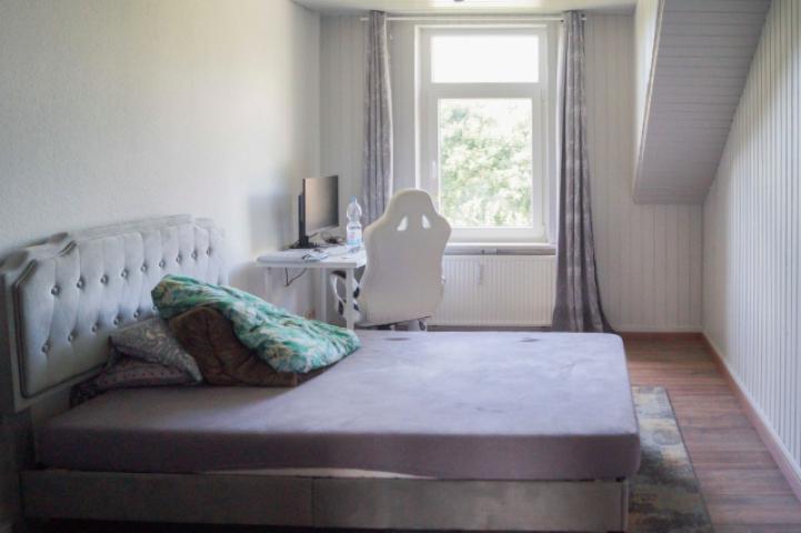 Schlafzimmer OG (2)