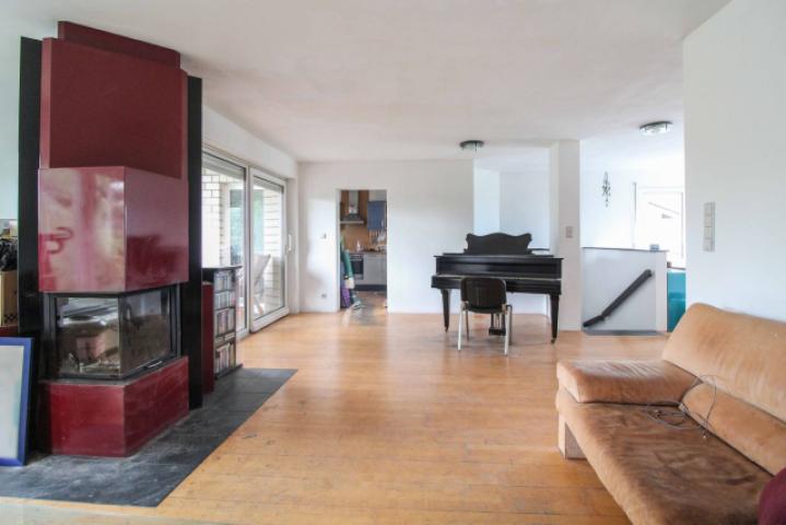 Wohnzimmer EG Wohnung