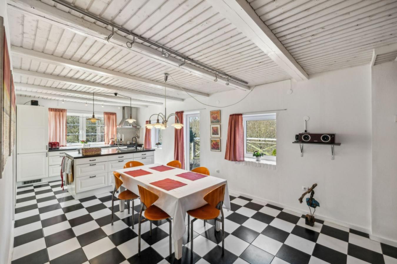 Küche Hauptgebäude