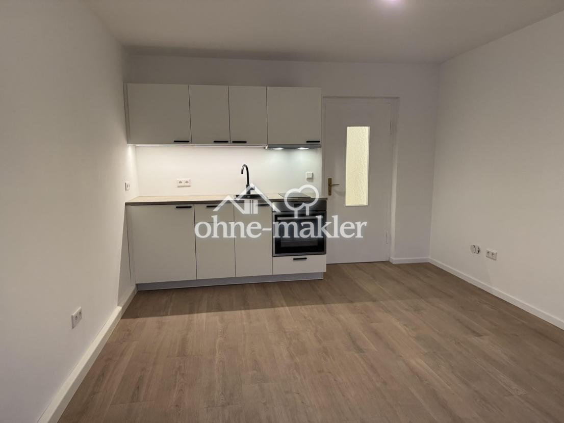 Wohn- / Esszimmer mit neuer Kü