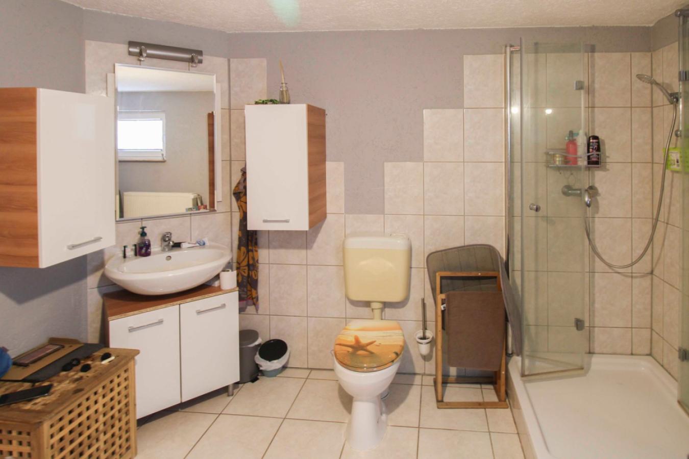 09. Familienbad_ Waschküche Souterrain