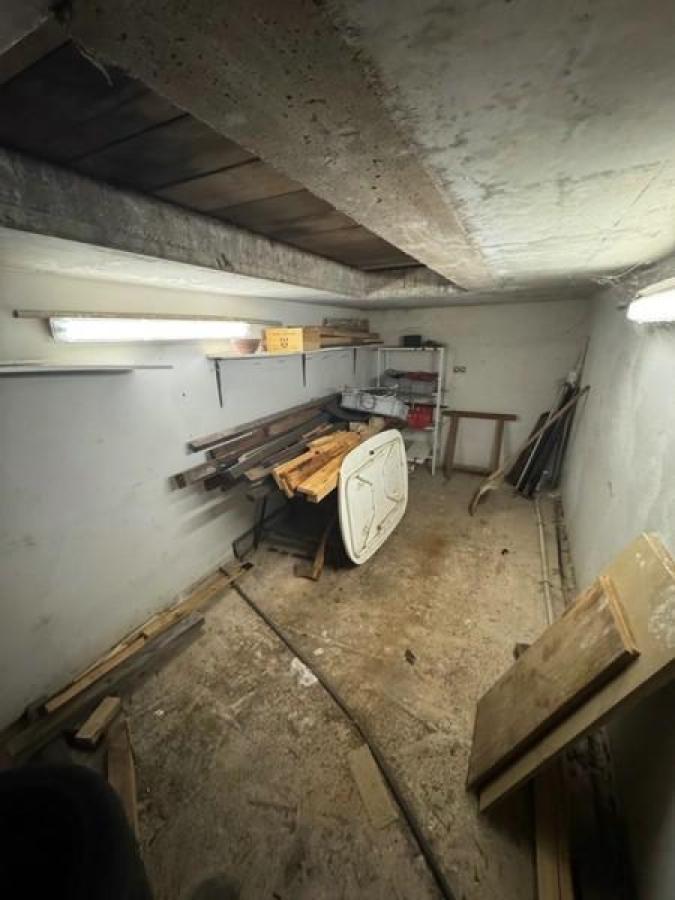 76 Grube unter Garage von KG aus betretbar