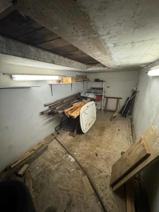 76 Grube unter Garage von KG aus betretbar