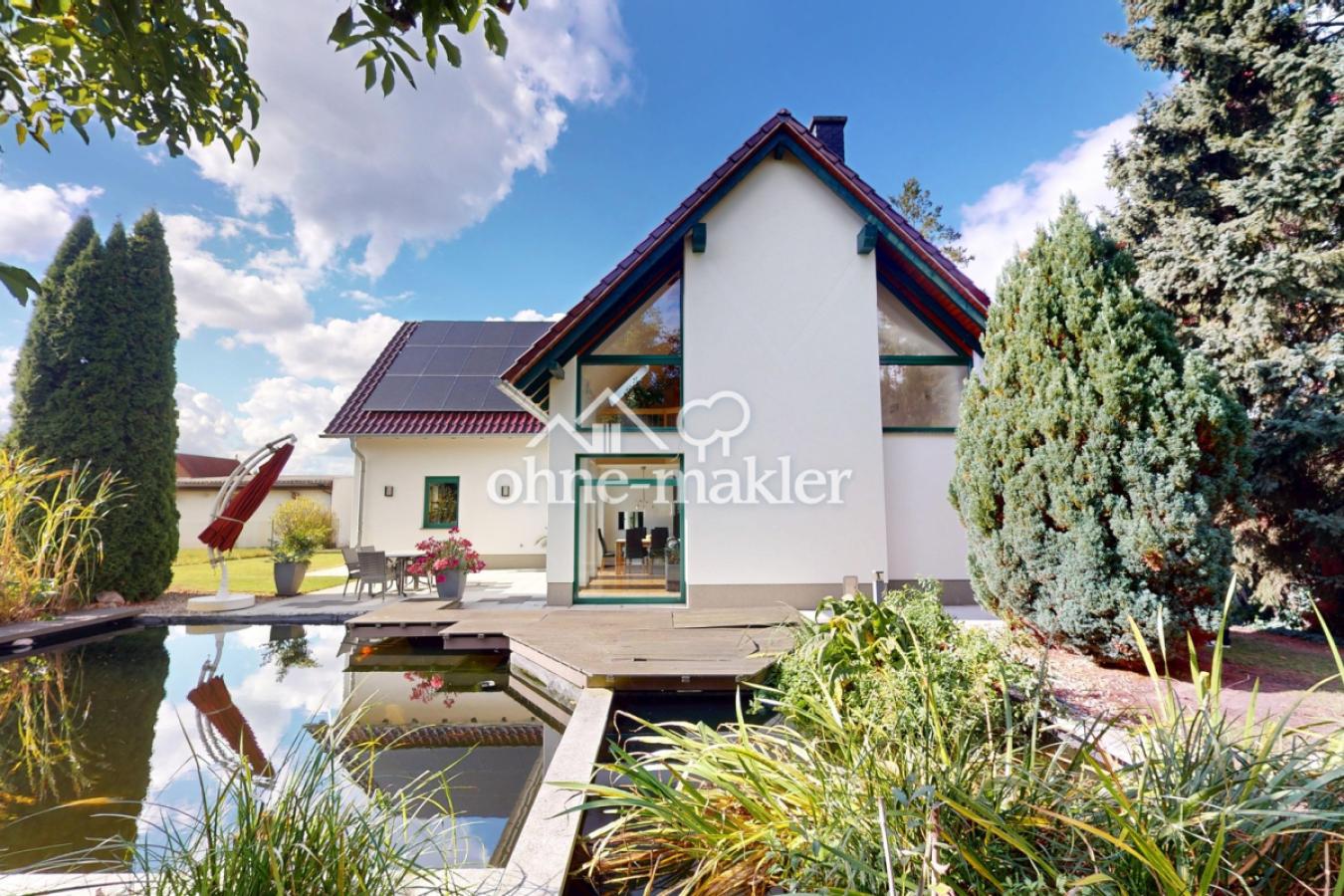 Haus vom Garten aus (Osten)