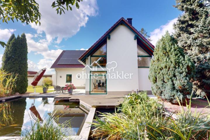 Haus vom Garten aus (Osten)