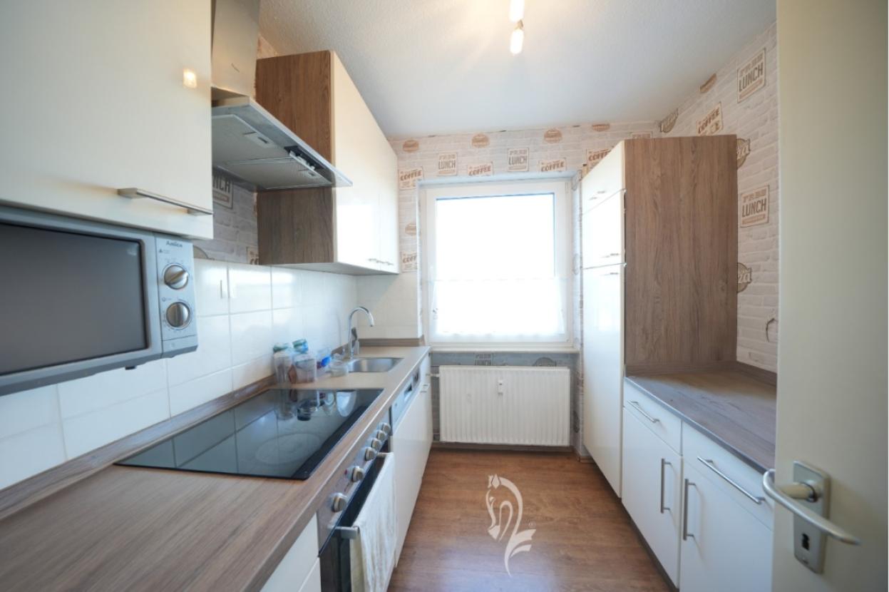 Küche (EBK inklusive)