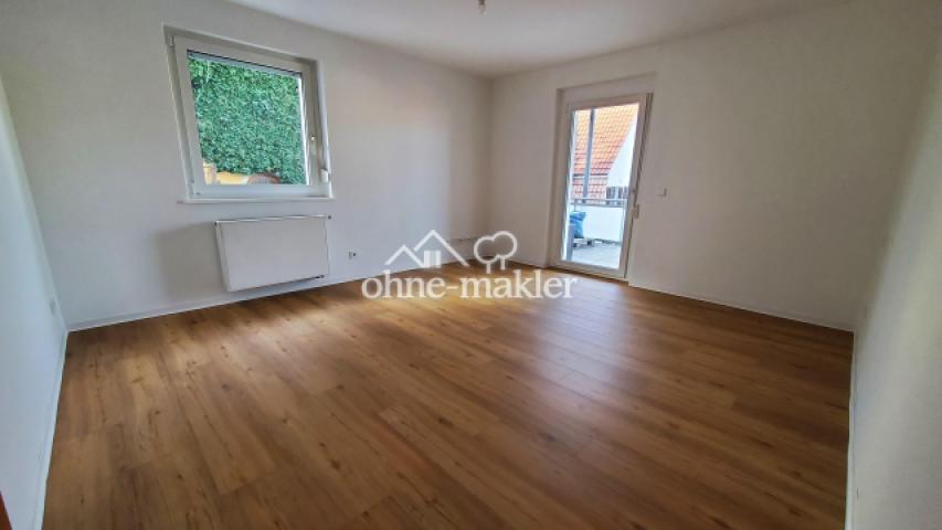 Wohnzimmer 1 mit Balkon