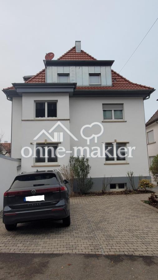 Freistehendes, saniertes Haus