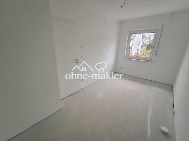 Arbeits- o. Kinderzimmer (1)