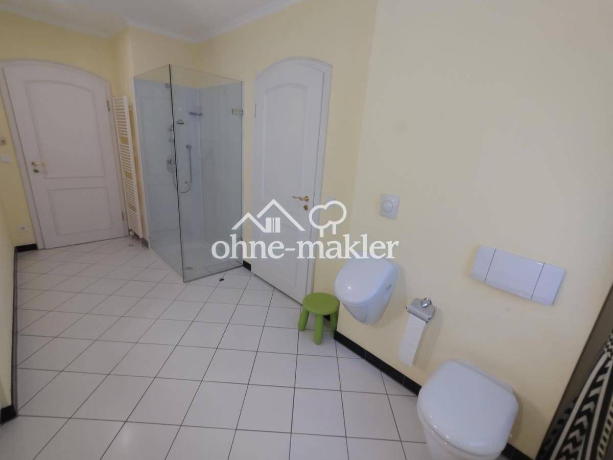 Bad zum Kinderzimmer