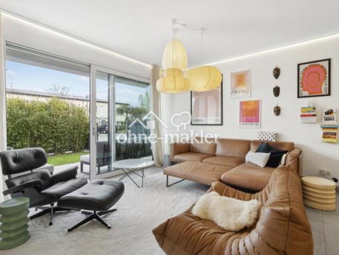 Townhouse Buchrain / Frankfurt