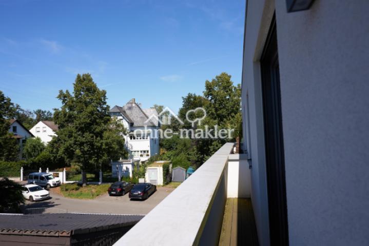 Townhouse Buchrain / Frankfurt