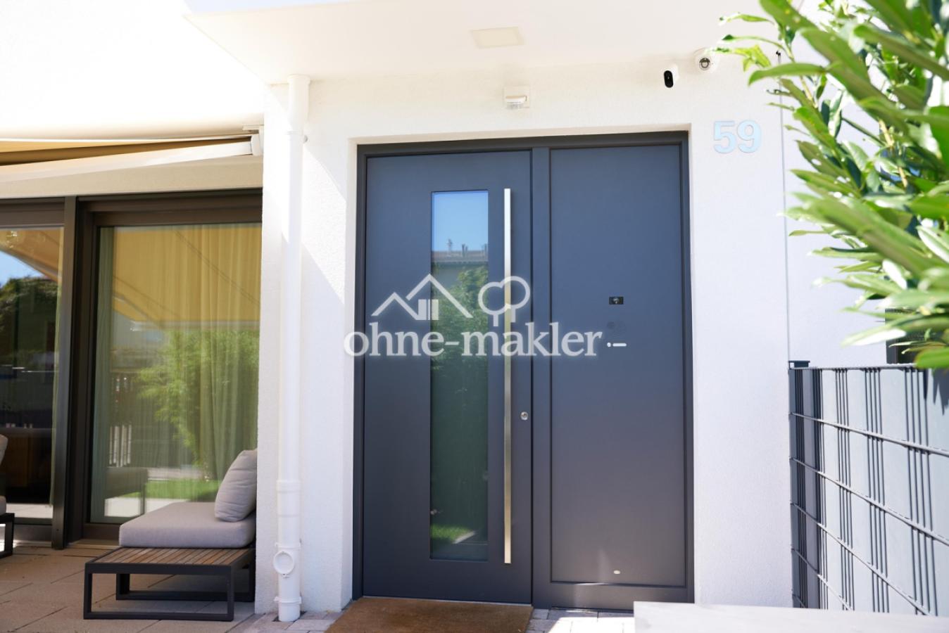 Townhouse Buchrain / Frankfurt