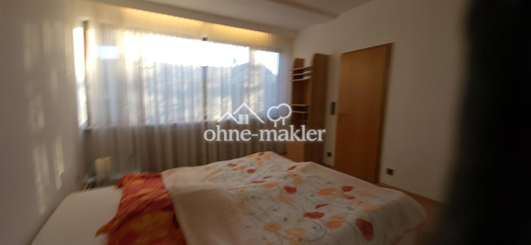 Schlafzimmer Fenster Südseite