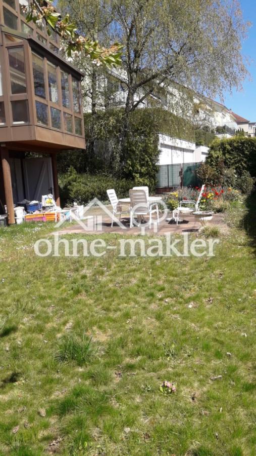 Grosser Garten mit 2 Terrassen