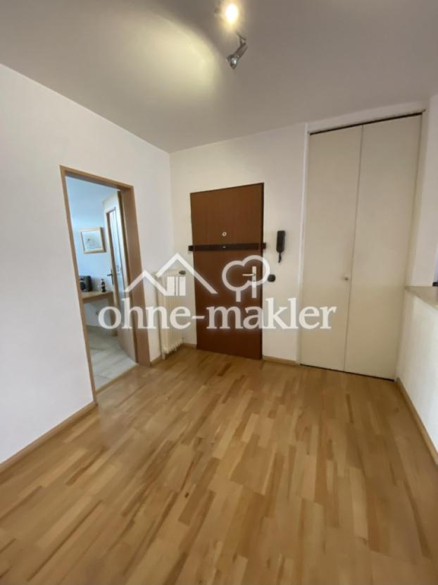 Flur mit Einbauschrank