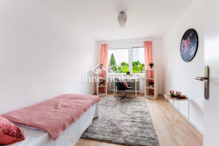 Arbeits- oder Kinderzimmer