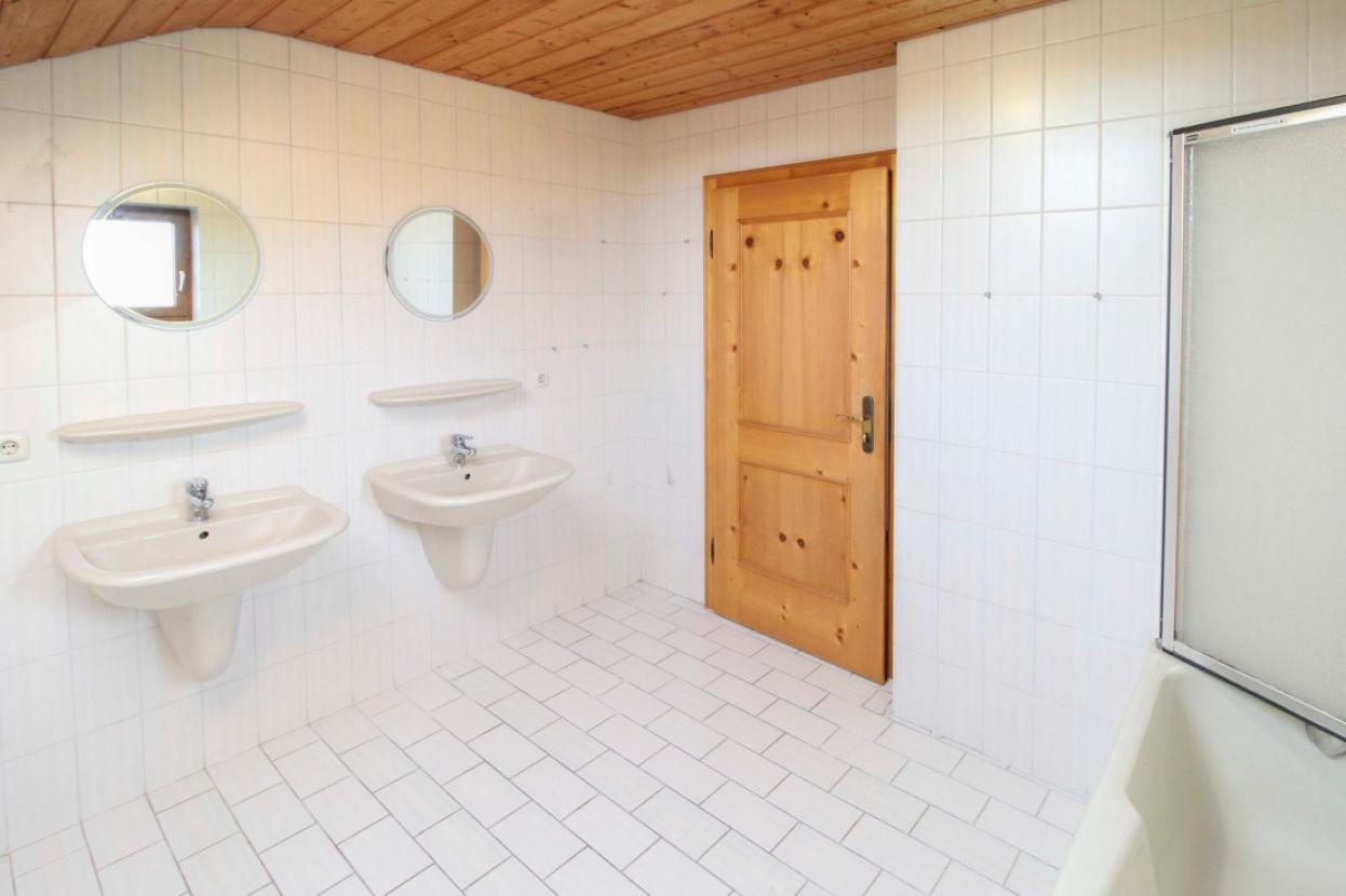 Badezimmer OG mit Doppelwaschbecken