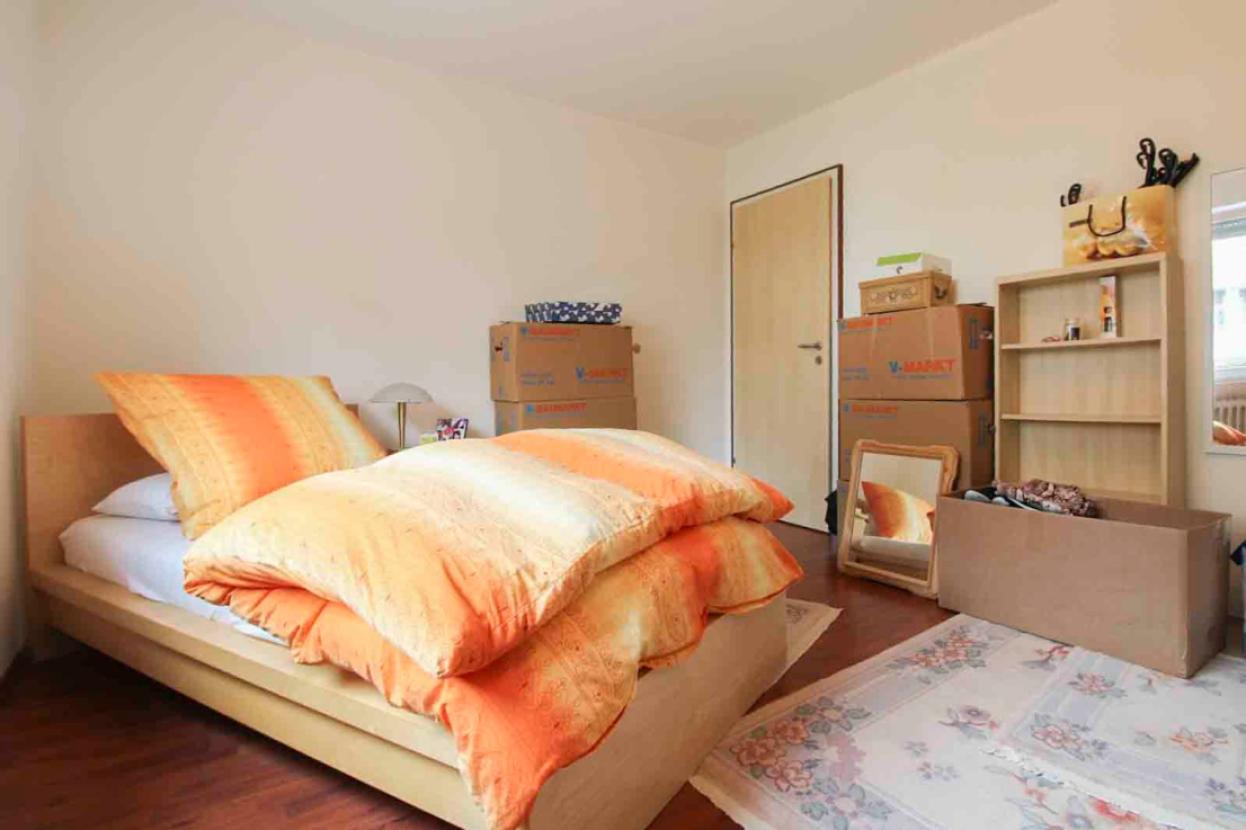 a0b32f0a-14aa-4f1b-8c39-26f33db277a2