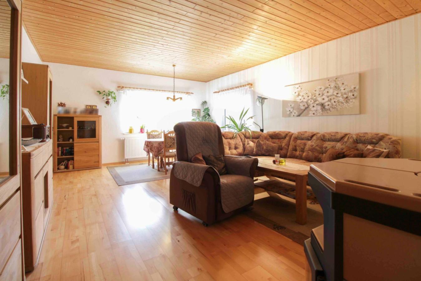 Wohnzimmer mit Kamin