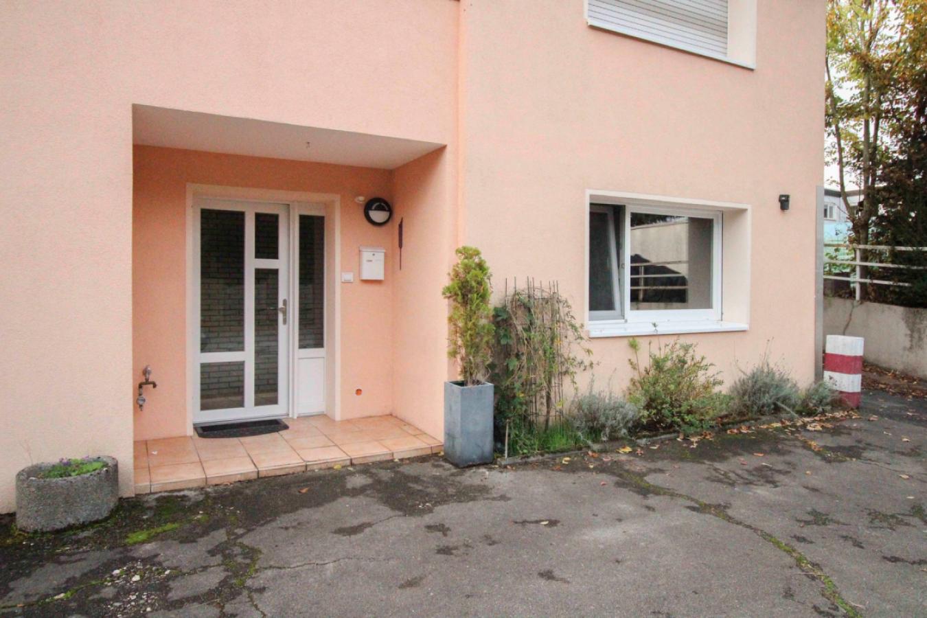 Barriererarmer Eingang