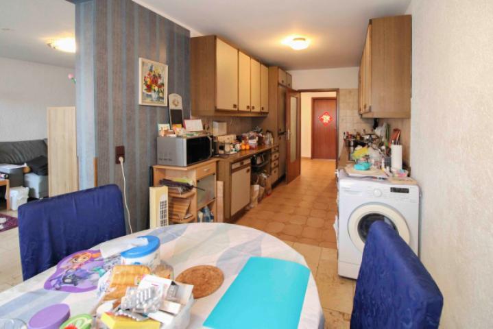 Esszimmer- und Küche