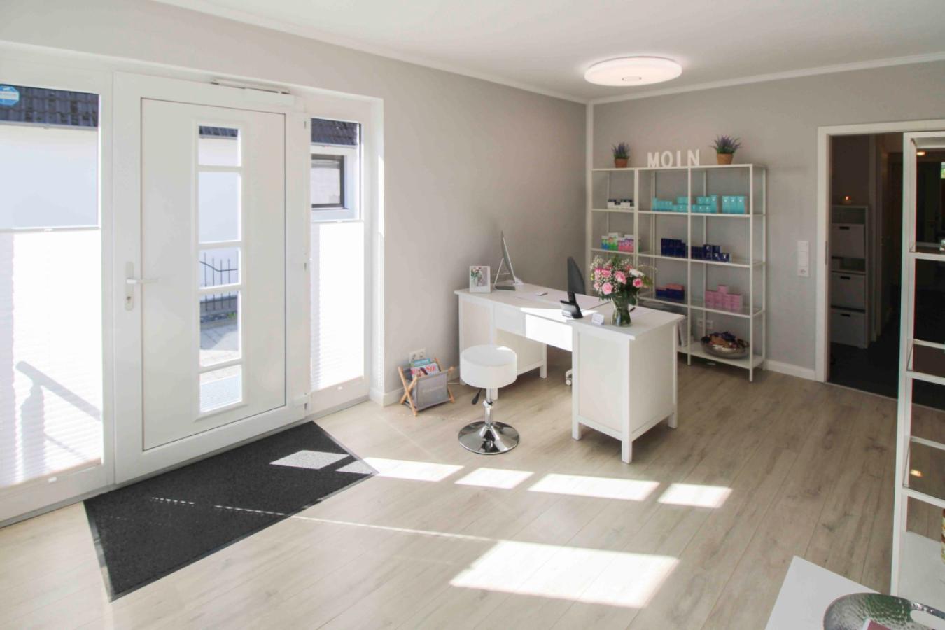 Eingangsbereich Praxis o. Wohnung