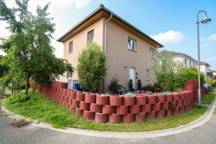 01. Ansicht Gebäude