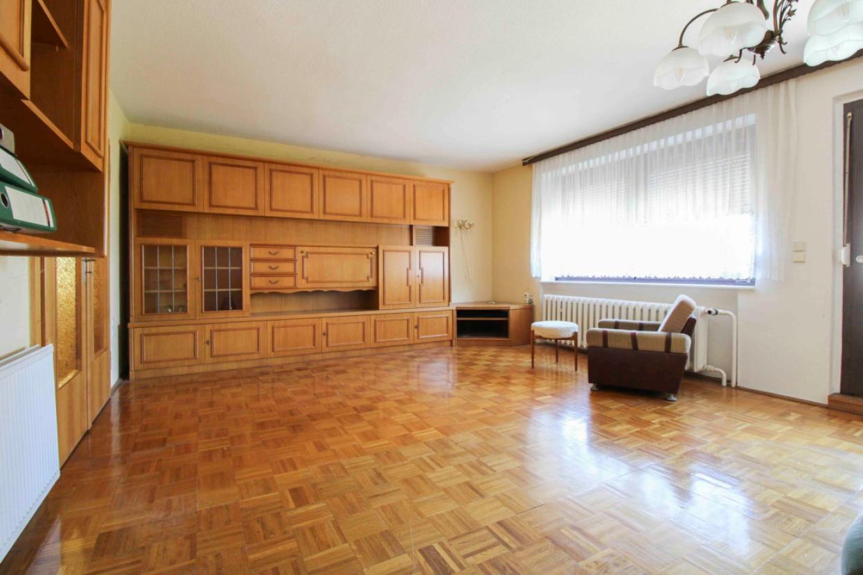 Wohnzimmer Ansicht 01